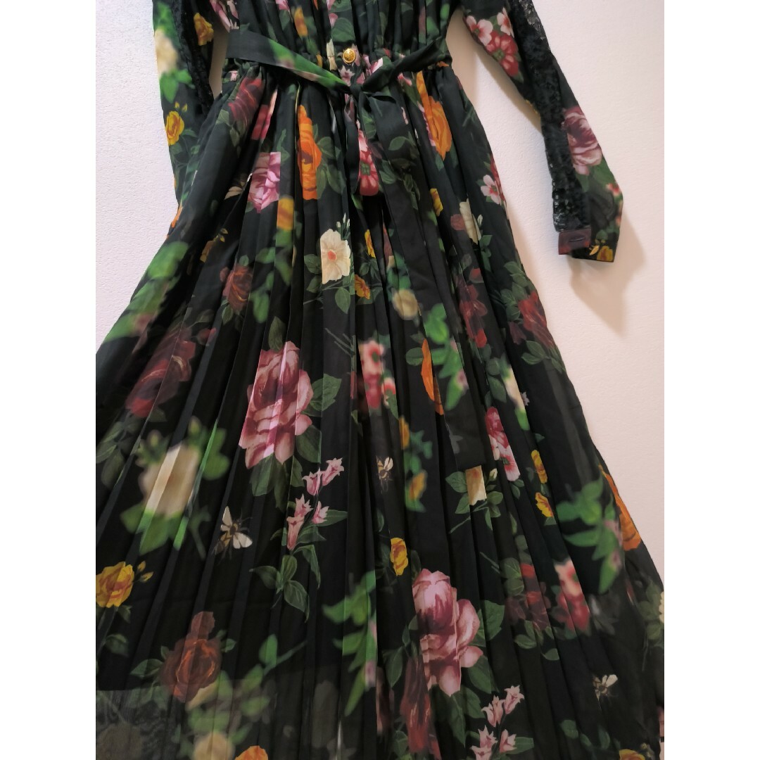 Ameri VINTAGE(アメリヴィンテージ)のCOCO FLOWER DRESS ワンピース レディースのワンピース(ロングワンピース/マキシワンピース)の商品写真