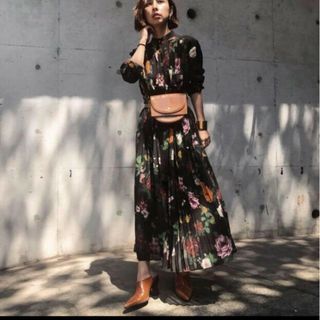 アメリヴィンテージ(Ameri VINTAGE)のCOCO FLOWER DRESS ワンピース(ロングワンピース/マキシワンピース)