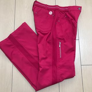 アダバット(adabat)の新品　adabat　ゴルフパンツ　サイズ38(ウエア)