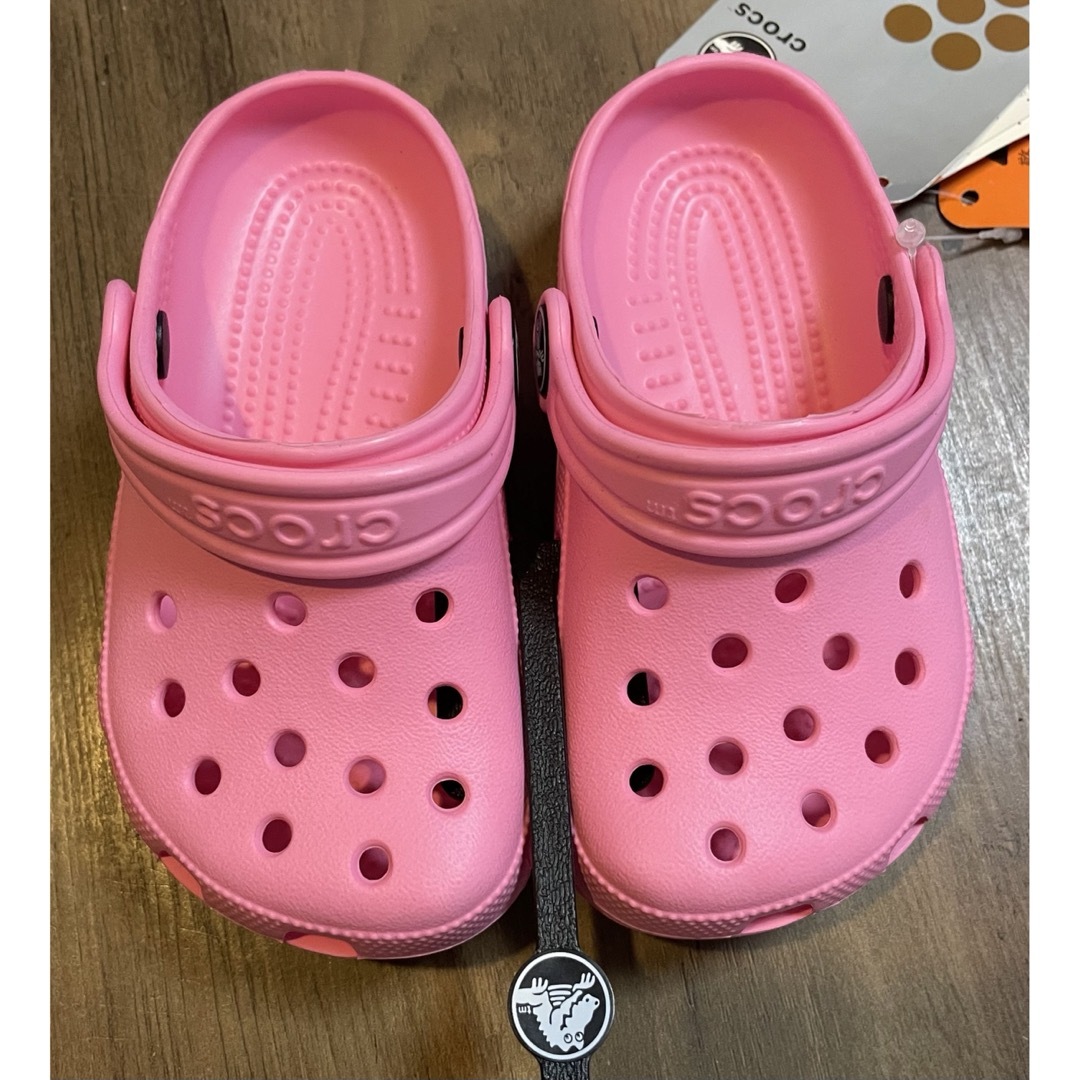 crocs(クロックス)のクロックス　ピンク　13㎝ キッズ/ベビー/マタニティのベビー靴/シューズ(~14cm)(サンダル)の商品写真