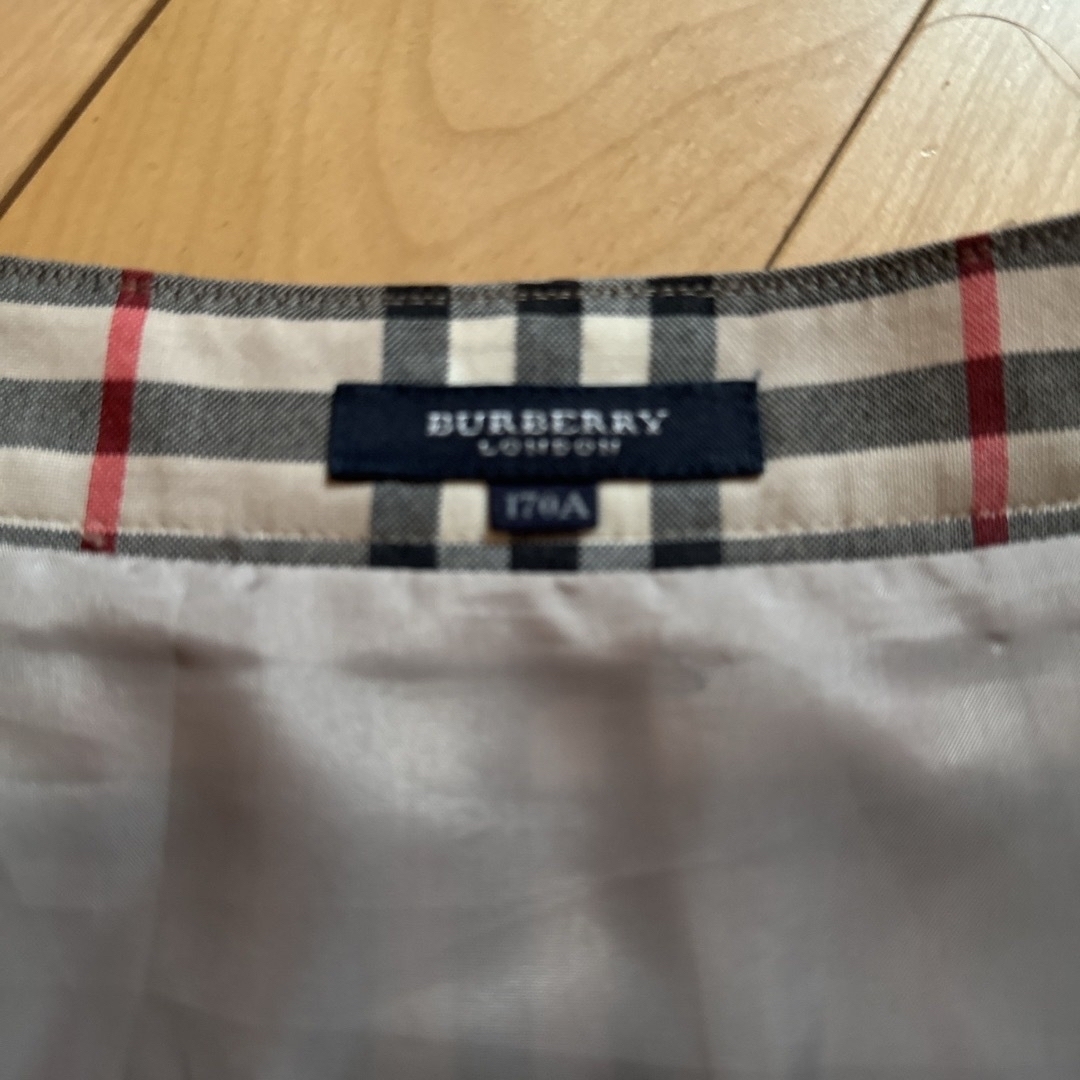 BURBERRY(バーバリー)のBurberryスカート レディースのスカート(ミニスカート)の商品写真