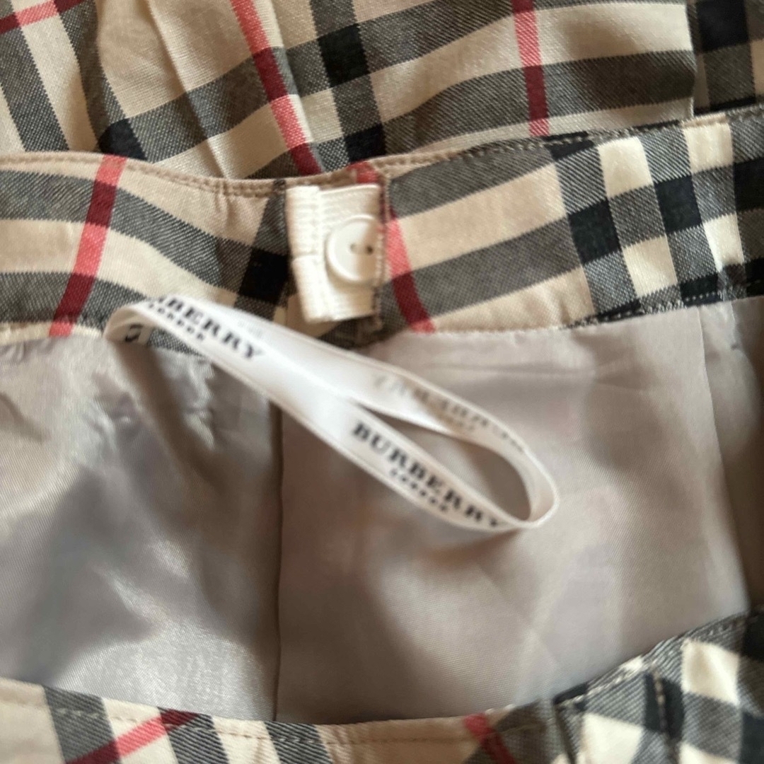 BURBERRY(バーバリー)のBurberryスカート レディースのスカート(ミニスカート)の商品写真