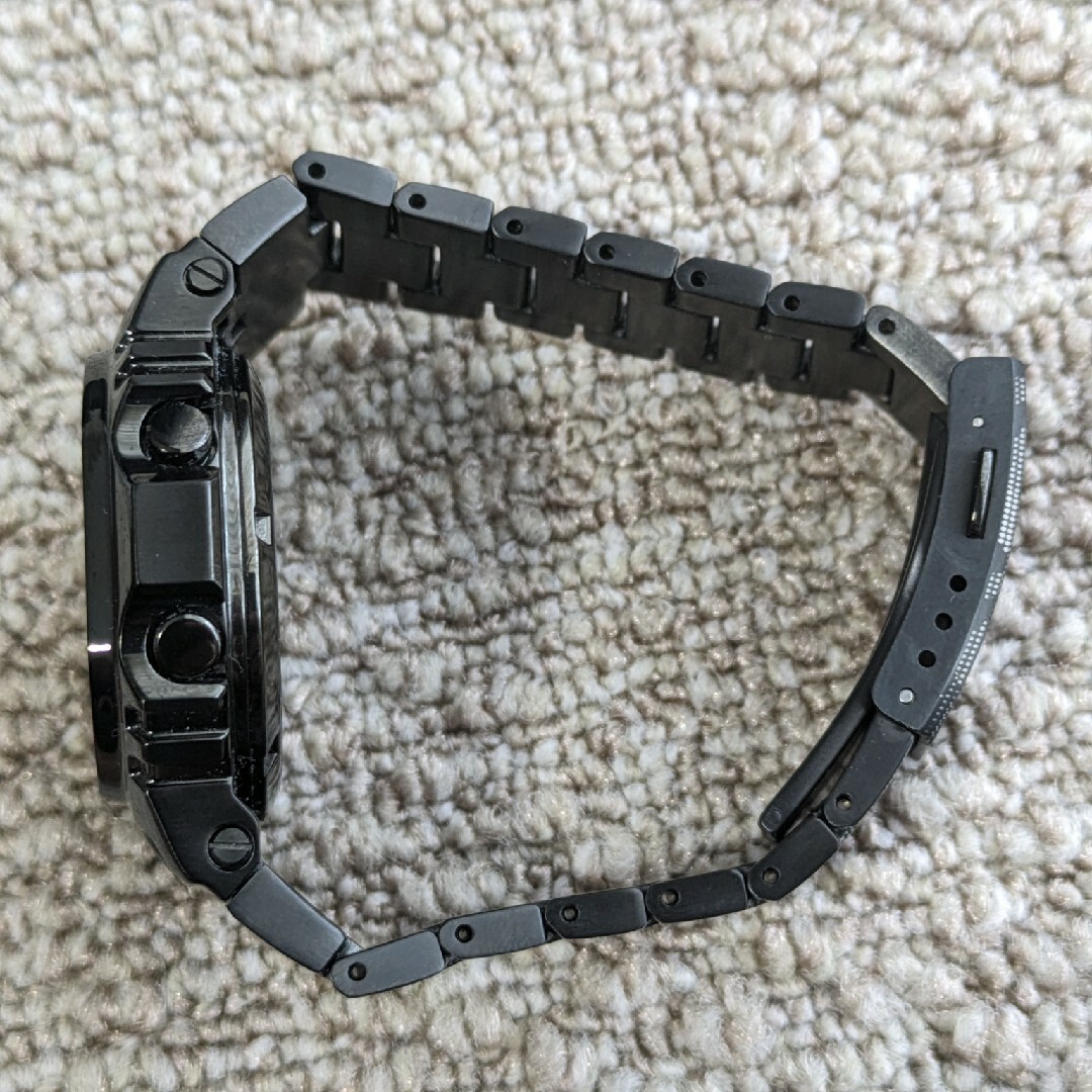 G-SHOCK(ジーショック)のGショック エリックヘイズ GMW　GMW-B5000EH-1JR　黒　ブラック メンズの時計(腕時計(デジタル))の商品写真