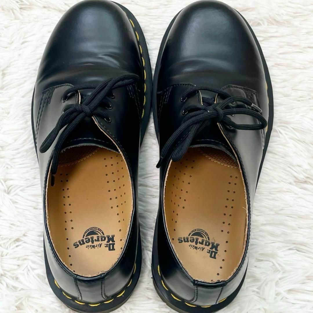 Dr.Martens(ドクターマーチン)の【美品✨人気】ドクターマーチン 3ホールシューズ レザー 革靴 AW004 黒 レディースの靴/シューズ(ローファー/革靴)の商品写真