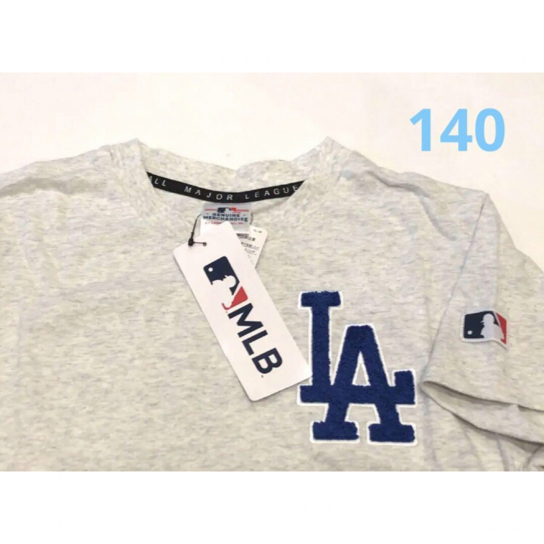 MLB(メジャーリーグベースボール)の新品　ドジャース　140  半袖Tシャツ　LA  DODGERS キッズ/ベビー/マタニティのキッズ服男の子用(90cm~)(Tシャツ/カットソー)の商品写真