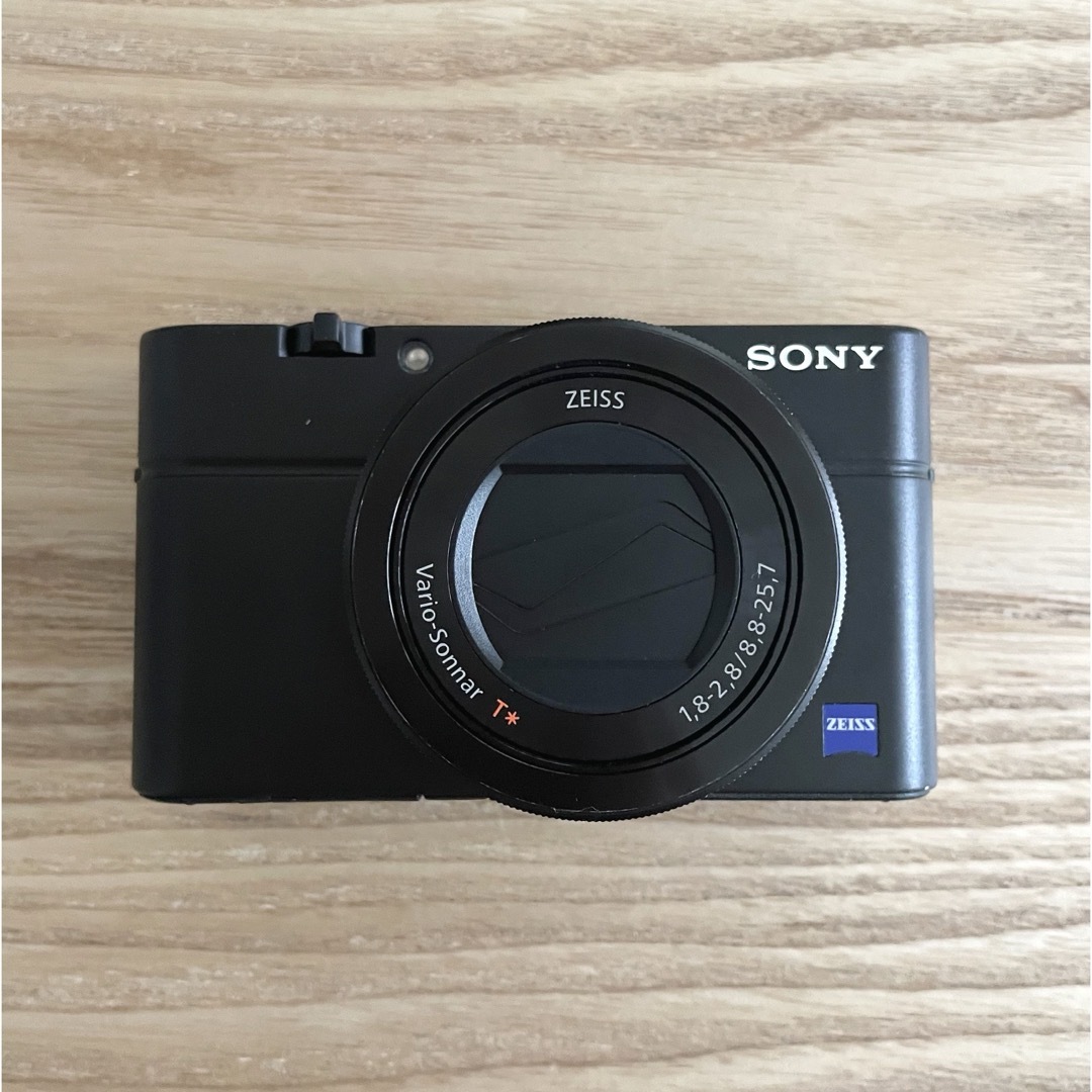 SONY(ソニー)のSONY Cyber-Shot RX DSC-RX100M3【充電器なし】 スマホ/家電/カメラのカメラ(コンパクトデジタルカメラ)の商品写真