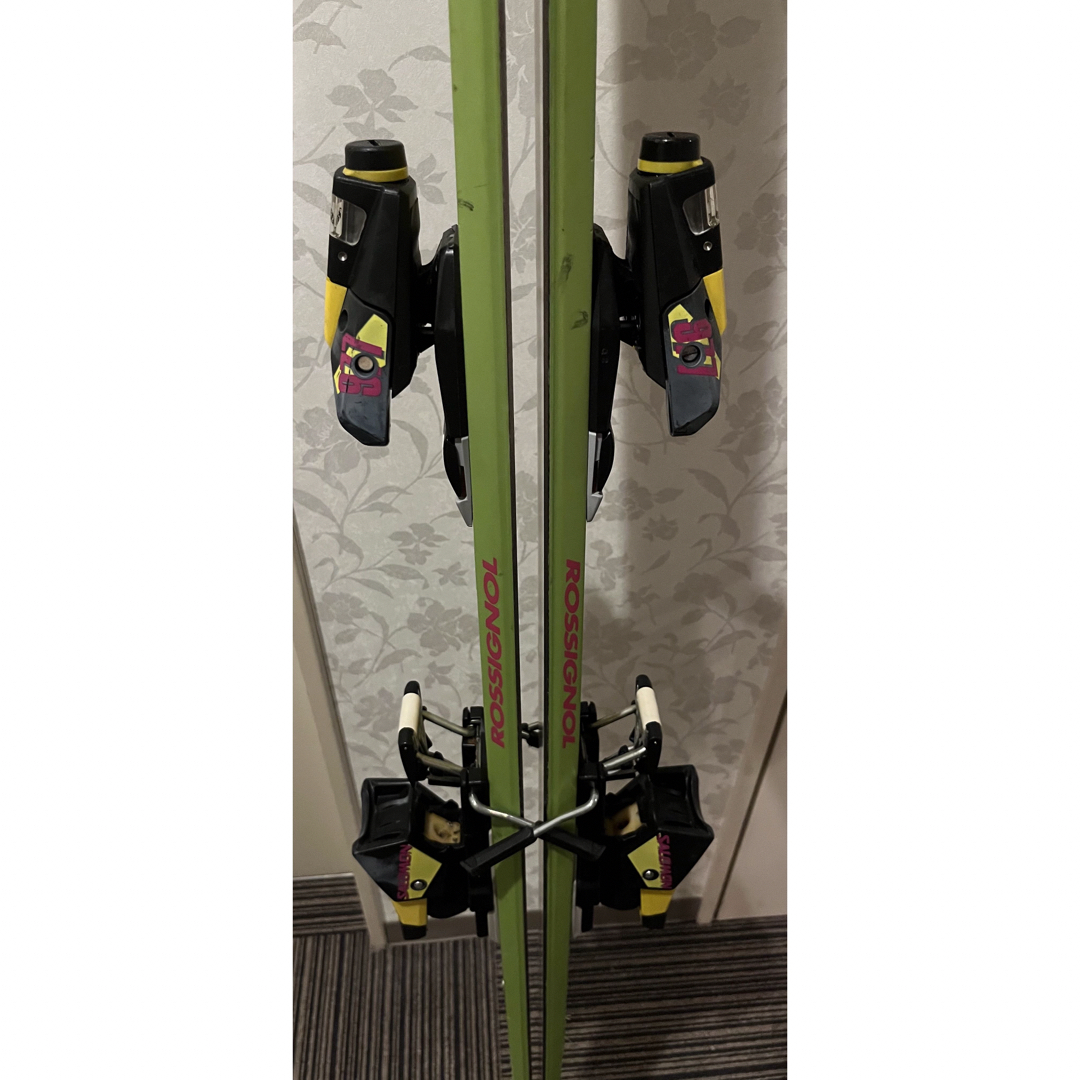 ROSSIGNOL(ロシニョール)のスキー板　ロシニョール　198cm     蛍光黄色　ビンディング サロモン スポーツ/アウトドアのスキー(板)の商品写真