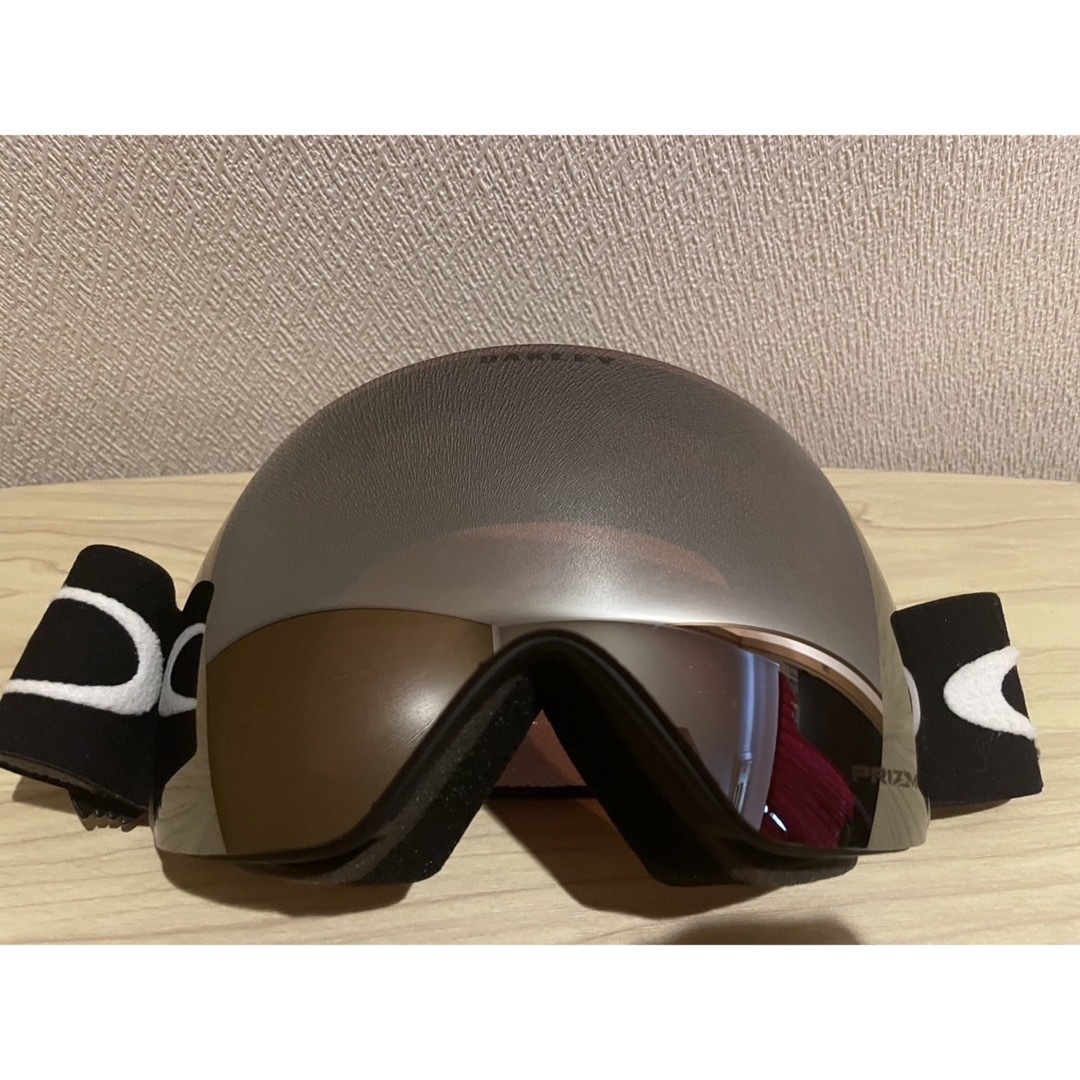 Oakley(オークリー)の【超美品!!!】 オークリー　スノーゴーグル スポーツ/アウトドアのスノーボード(アクセサリー)の商品写真