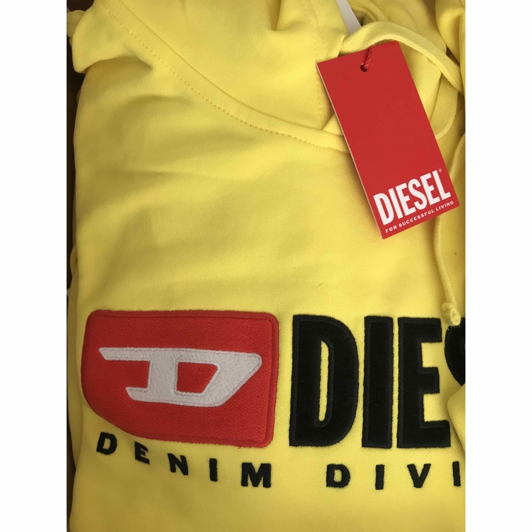 DIESEL(ディーゼル)のDIESEL パーカー XL S-GINN-HOOD-DIV 綿 イエロー メンズのトップス(パーカー)の商品写真