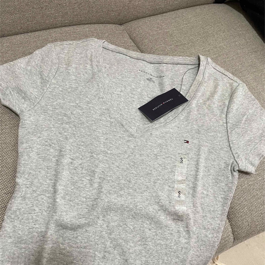 TOMMY HILFIGER(トミーヒルフィガー)のトミー　Tシャツ レディースのトップス(Tシャツ(半袖/袖なし))の商品写真