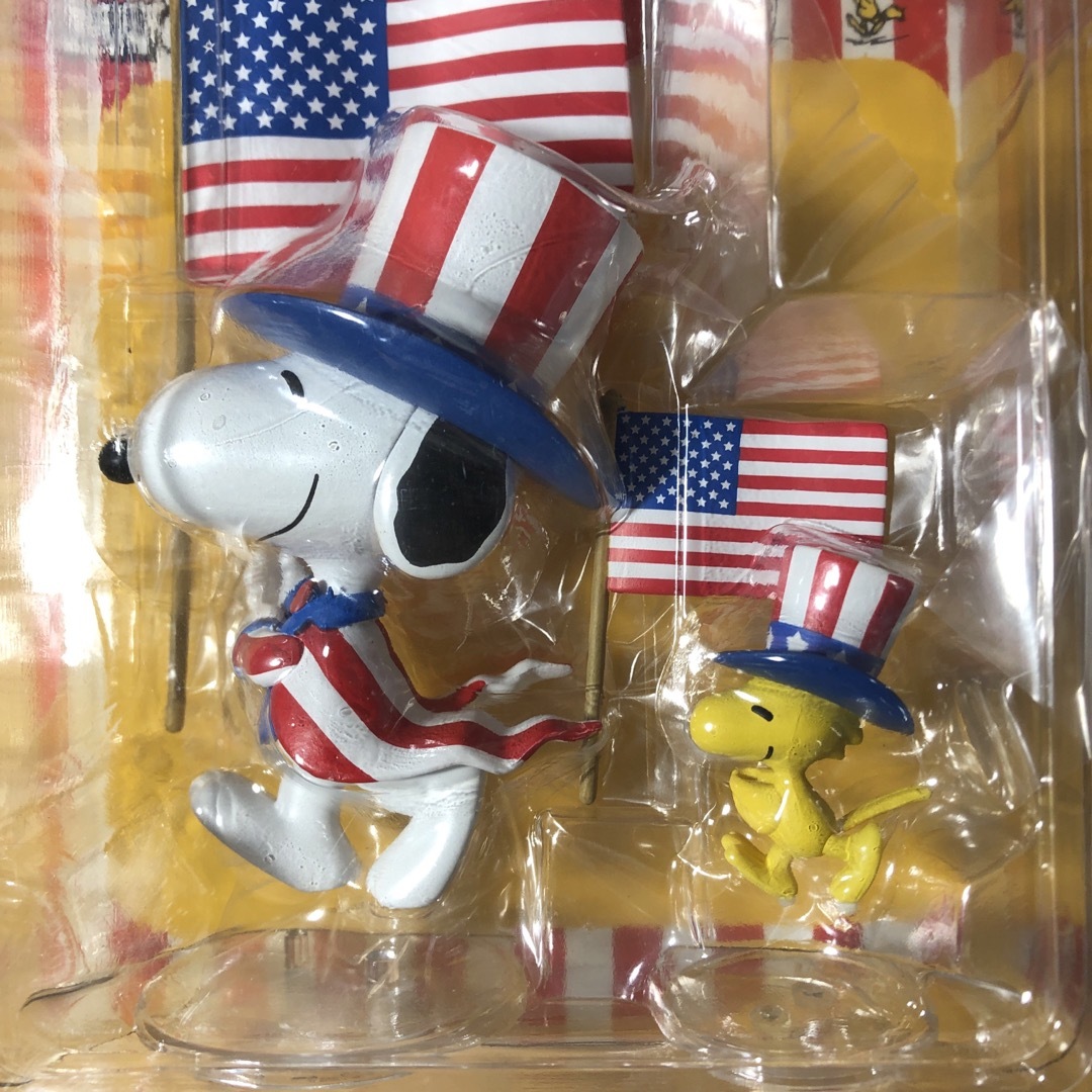 MEDICOM TOY(メディコムトイ)のメディコムトイ　ULTRA　DETAIL　FIGURE　スヌーピ　USA エンタメ/ホビーのおもちゃ/ぬいぐるみ(キャラクターグッズ)の商品写真