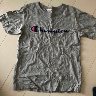 チャンピオン(Champion)のチャンピオン　グレー　Ｔシャツ　S 数回の着用(カットソー(半袖/袖なし))