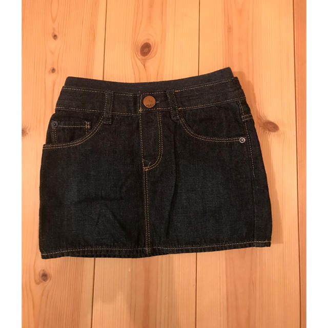 babyGAP(ベビーギャップ)のbaby GAP スカート 90cm キッズ/ベビー/マタニティのキッズ服女の子用(90cm~)(スカート)の商品写真