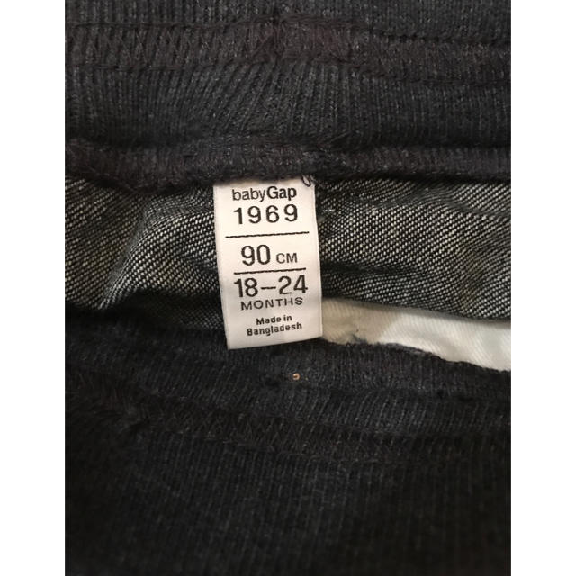 babyGAP(ベビーギャップ)のbaby GAP スカート 90cm キッズ/ベビー/マタニティのキッズ服女の子用(90cm~)(スカート)の商品写真