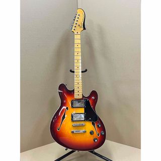 フェンダー(Fender)の【超美品】フェンダー　スターキャスター(エレキギター)