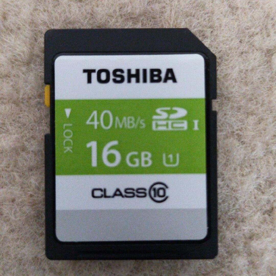 SDカード TOSHIBA SDHC 16GB スマホ/家電/カメラのスマホ/家電/カメラ その他(その他)の商品写真