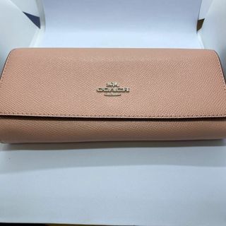 コーチ(COACH)の【COACH】二折り長財布 コーチ ピンク レディース 正規品 中古品(財布)