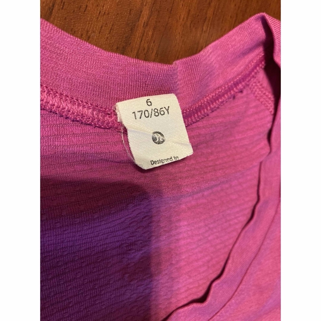 lululemon(ルルレモン)のルルレモン　スイフティ　6 半袖　ピンク レディースのトップス(Tシャツ(半袖/袖なし))の商品写真