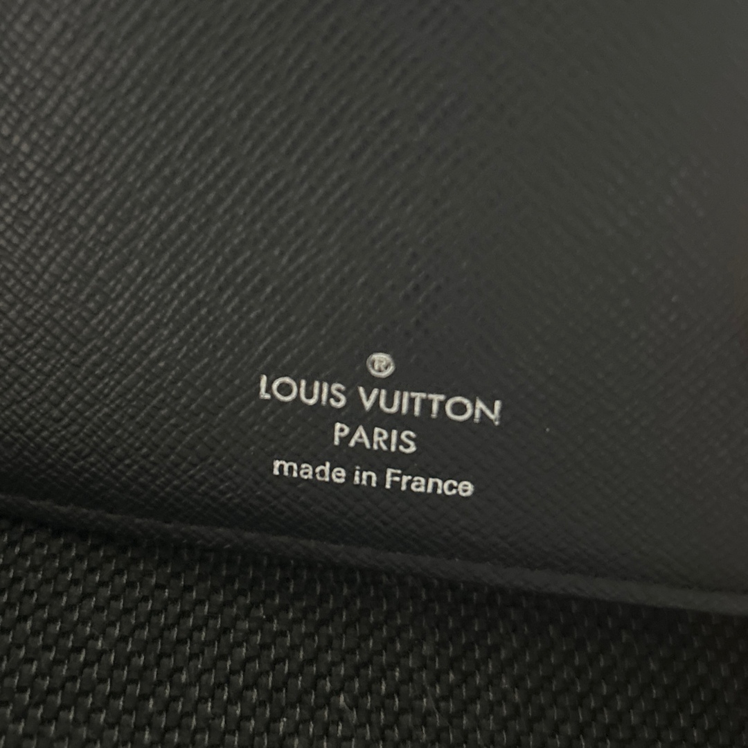 LOUIS VUITTON(ルイヴィトン)のルイビトン　長財布 レディースのファッション小物(財布)の商品写真