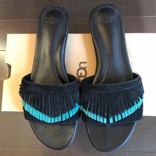 アグ(UGG)のUGG フラットサンダル(サンダル)