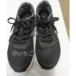 ニューバランス(New Balance)のニューバランス　711　レディーススニーカー　24センチ(スニーカー)