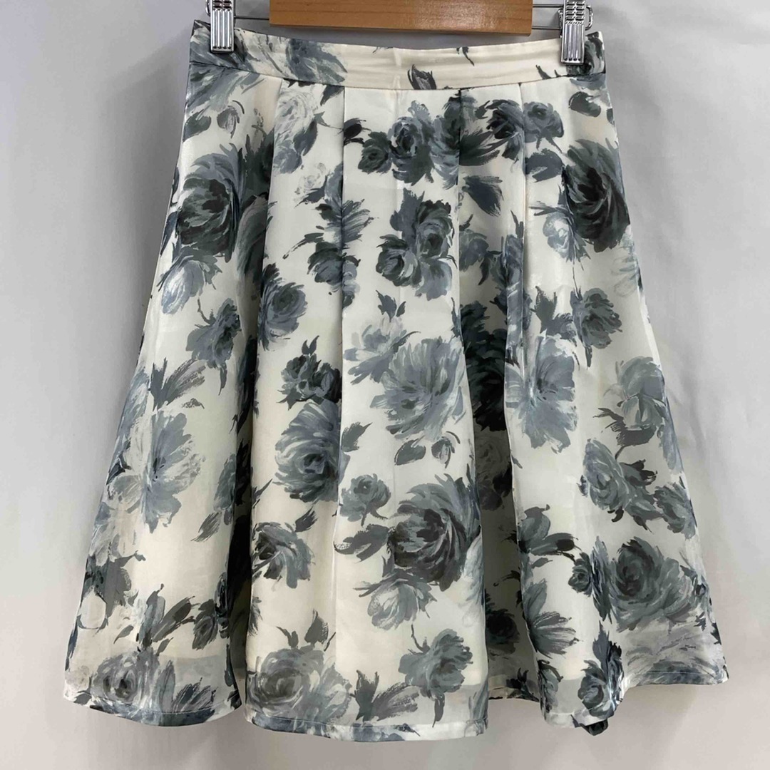 MISCH MASCH(ミッシュマッシュ)のMISCH MASCH ミッシュマッシュ レディース ひざ丈スカート 花柄 tk レディースのスカート(ひざ丈スカート)の商品写真