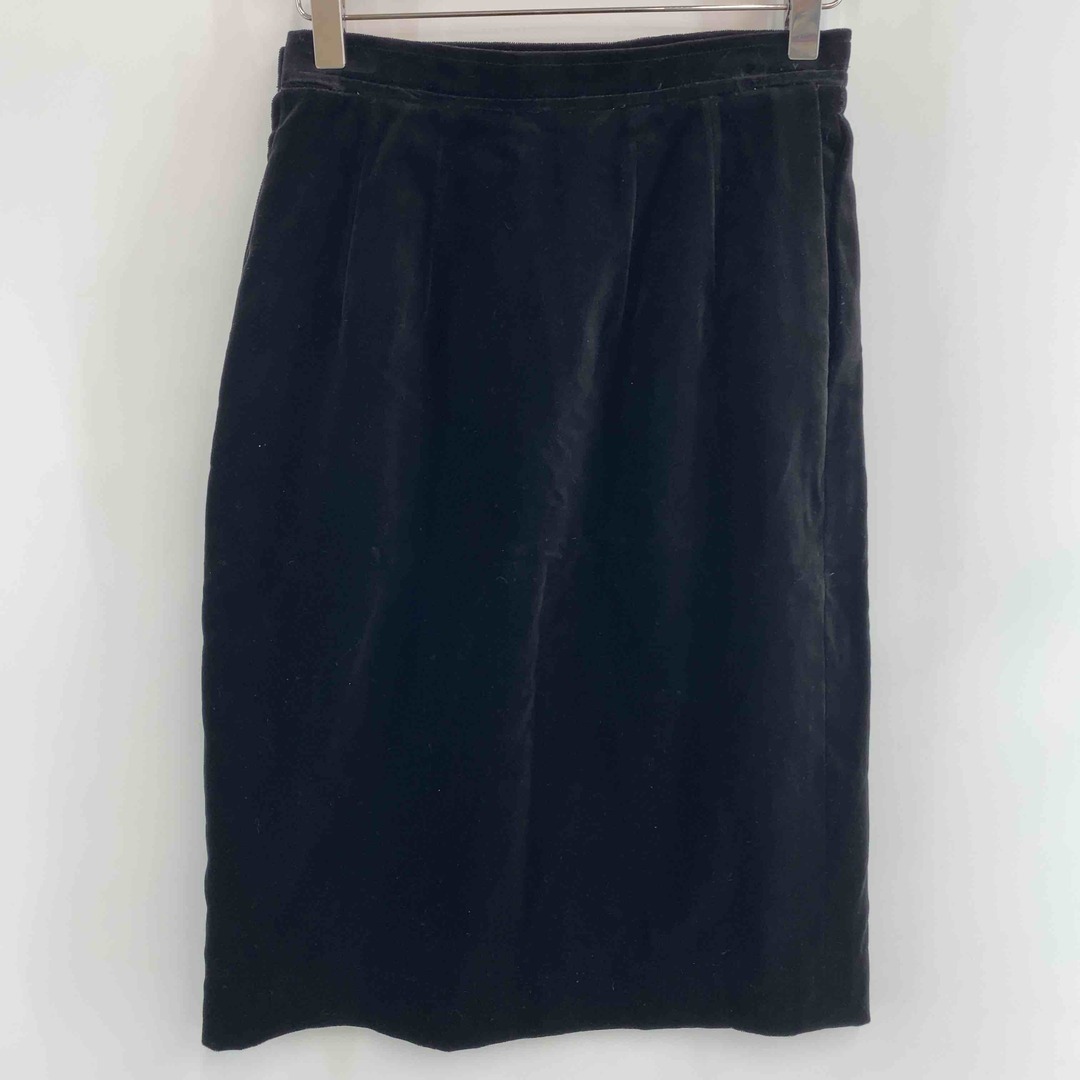 celine(セリーヌ)のCELINE セリーヌ 　黒　ブラック　ベルベット　レディース ひざ丈スカート レディースのスカート(ひざ丈スカート)の商品写真