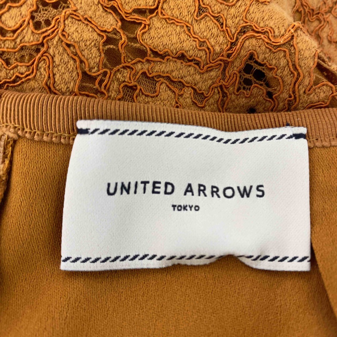 UNITED ARROWS(ユナイテッドアローズ)のUNITED ARROWS ユナイテッドアローズ オレンジ　テラコッタ　レース　レディースひざ丈スカート レディースのスカート(ひざ丈スカート)の商品写真