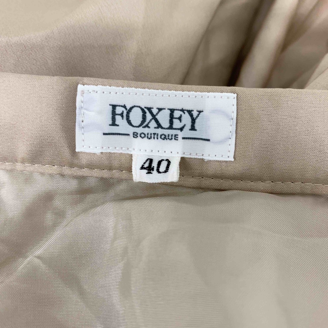 FOXEY NEW YORK(フォクシーニューヨーク)のFOXEY （NEWYORK） フォクシーニューヨーク　ベージュ　品番17345　サイズ40　 レディース 　ひざ丈　スカート レディースのスカート(ひざ丈スカート)の商品写真