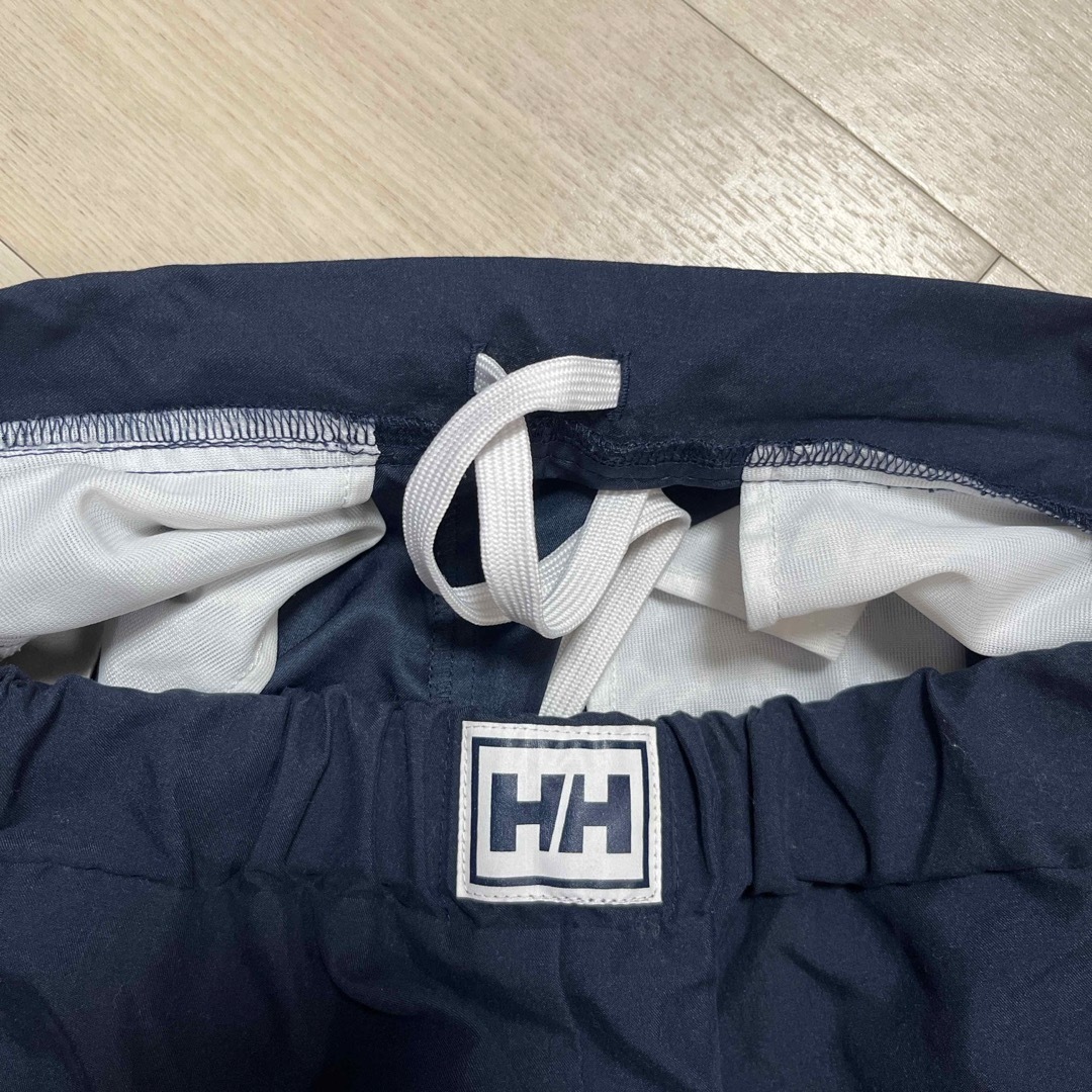 HELLY HANSEN(ヘリーハンセン)のヘリーハンセン　ウォーターパンツ　Lサイズ スポーツ/アウトドアのスポーツ/アウトドア その他(マリン/スイミング)の商品写真