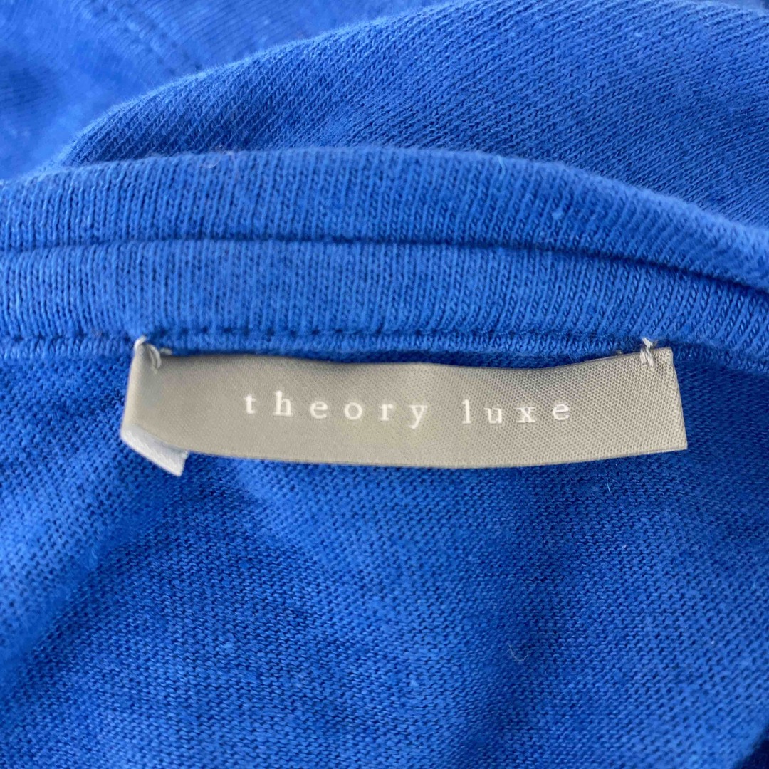 Theory luxe(セオリーリュクス)のtheory luxe セオリーリュクス　青　無地　 レディース Tシャツ（半袖） レディースのトップス(Tシャツ(半袖/袖なし))の商品写真