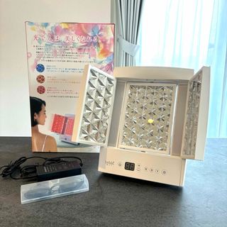 美ルル ヒカリプラス　LED 美顔器(フェイスケア/美顔器)