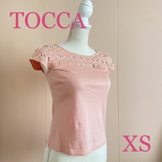 トッカ(TOCCA)の【送料込み】TOCCA リボンが可愛いTシャツ　ピーチピンク(Tシャツ/カットソー(半袖/袖なし))
