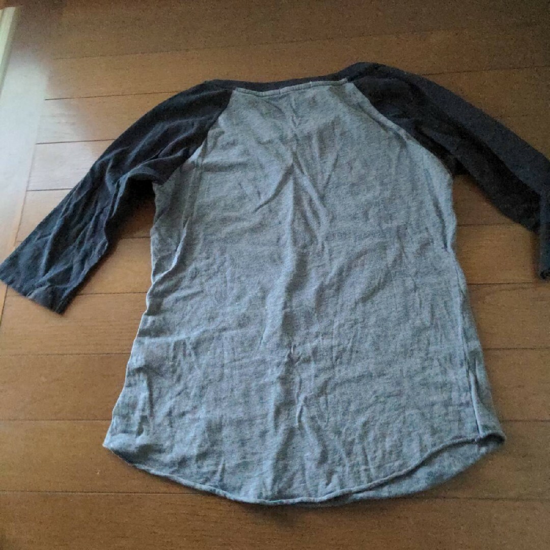 UNIQLO(ユニクロ)のUNIQLO　バットガール　Tシャツ　140 キッズ/ベビー/マタニティのキッズ服男の子用(90cm~)(Tシャツ/カットソー)の商品写真
