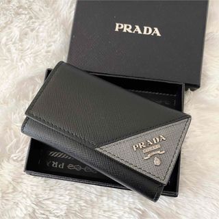 プラダ(PRADA)の未使用級✨PRADA プラダ サフィアーノ キーケース 6連(キーケース)