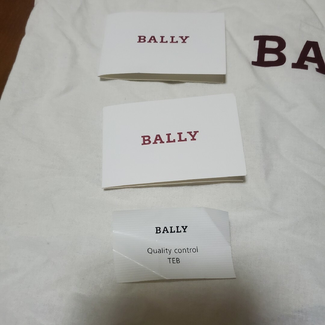 Bally(バリー)のバリー　ボディ　バッグ　BALLY レザー　ブラック メンズのバッグ(ボディーバッグ)の商品写真