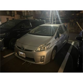 激安　プリウス　車検長い　乗って帰れる(車体)