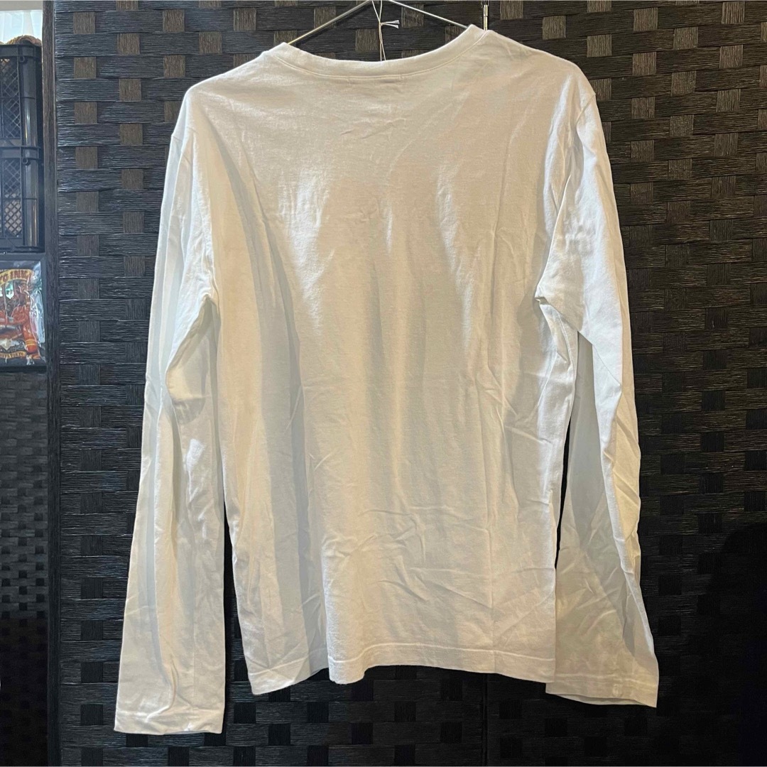 GUESS 白ロンティー 古着 春服 プリントTシャツ  シンプル レディースのトップス(シャツ/ブラウス(長袖/七分))の商品写真