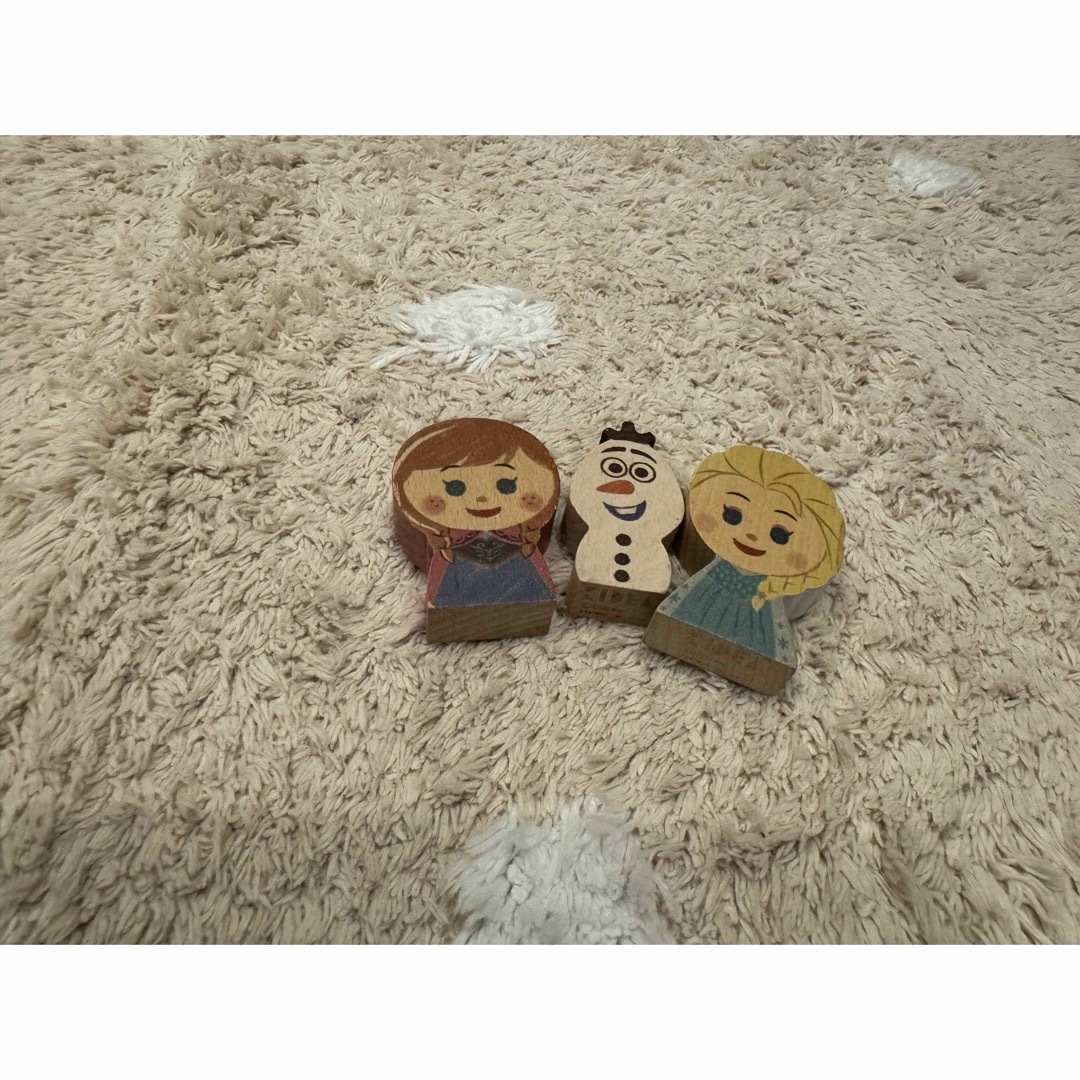 Disney(ディズニー)のKIDEA アナ　エルサ　オラフ　セット エンタメ/ホビーのおもちゃ/ぬいぐるみ(キャラクターグッズ)の商品写真