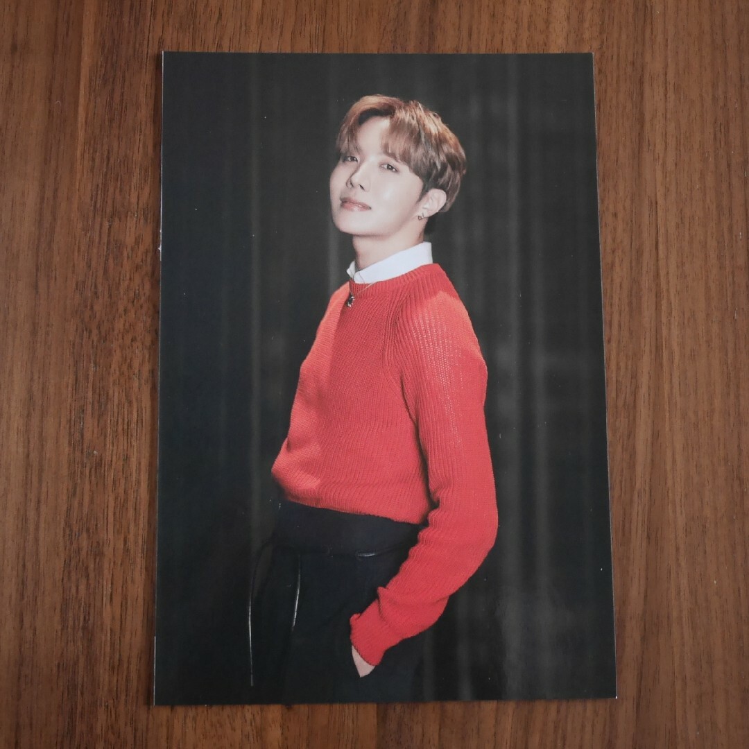 防弾少年団(BTS)(ボウダンショウネンダン)のBTS J-HOPE POSTCARD セット エンタメ/ホビーのタレントグッズ(アイドルグッズ)の商品写真