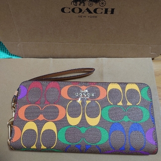 コーチ(COACH)のCOACH　長財布　新品　未使用(財布)