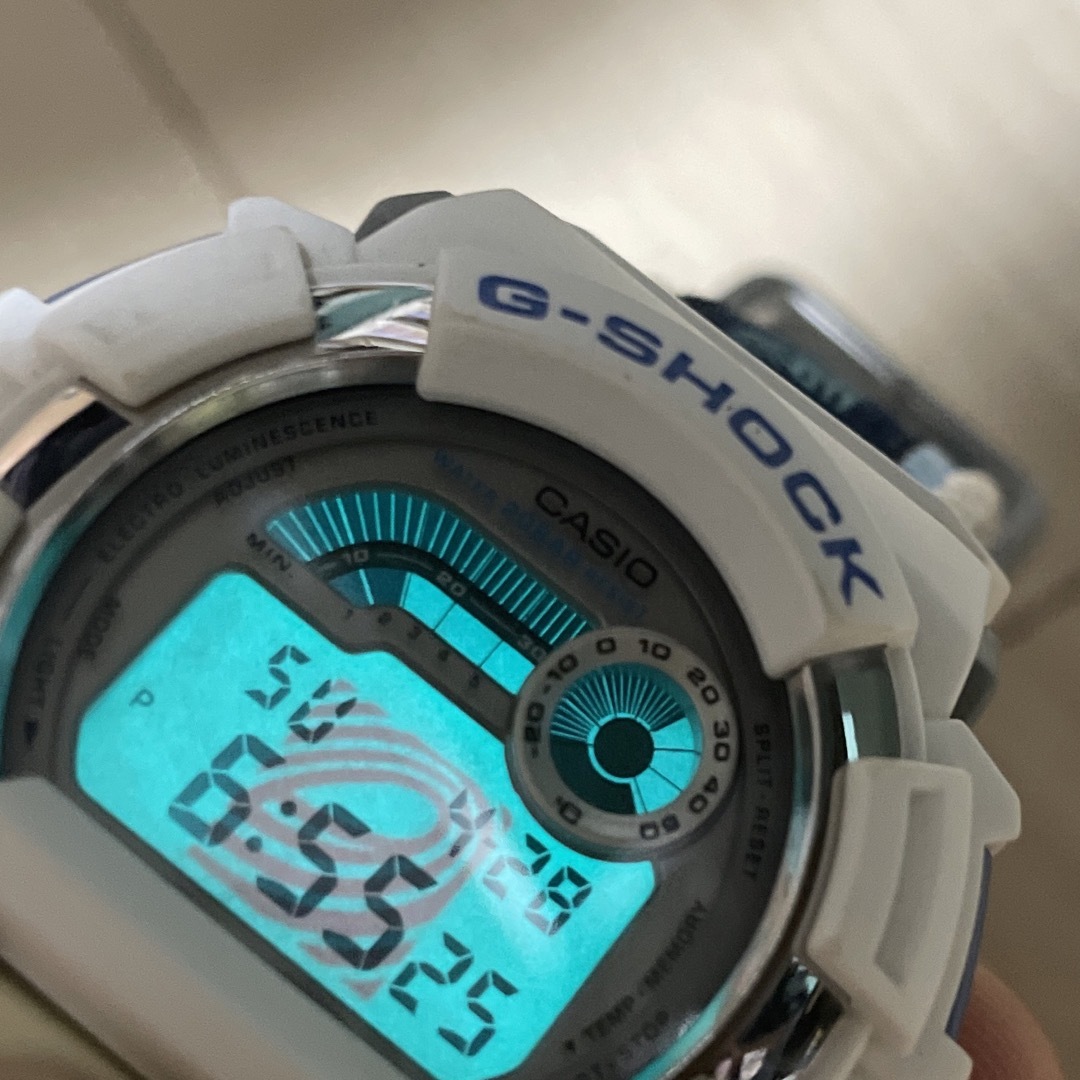 CASIO(カシオ)のCASIO G-SHOCK SURF RIDERS FOUNDATIN 腕時計 メンズの時計(腕時計(デジタル))の商品写真