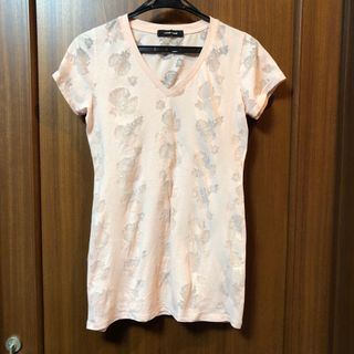 美品　ラブボートの花柄シースルーのライトピンクのTシャツ