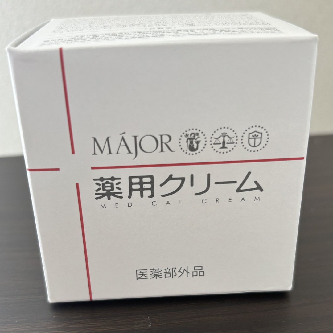 マジョール　major 薬用クリーム コスメ/美容のスキンケア/基礎化粧品(フェイスクリーム)の商品写真