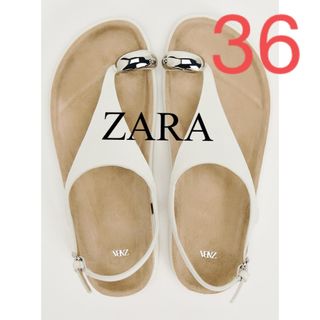 ZARA メタルディテールレザーサンダル　ビルケン　レザーフラットサンダル　