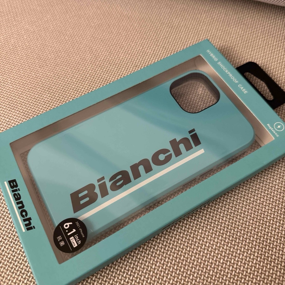Bianchi(ビアンキ)のMagSafe対応　新品未開封　ビアンキ　Bianchi iPhoneケース スマホ/家電/カメラのスマホアクセサリー(iPhoneケース)の商品写真