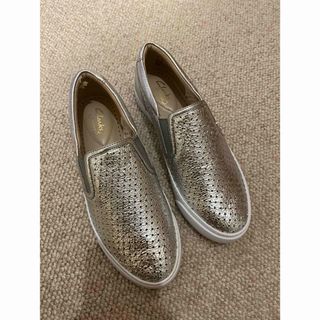 Clarks - クラークス　スニーカー23.5cm新品