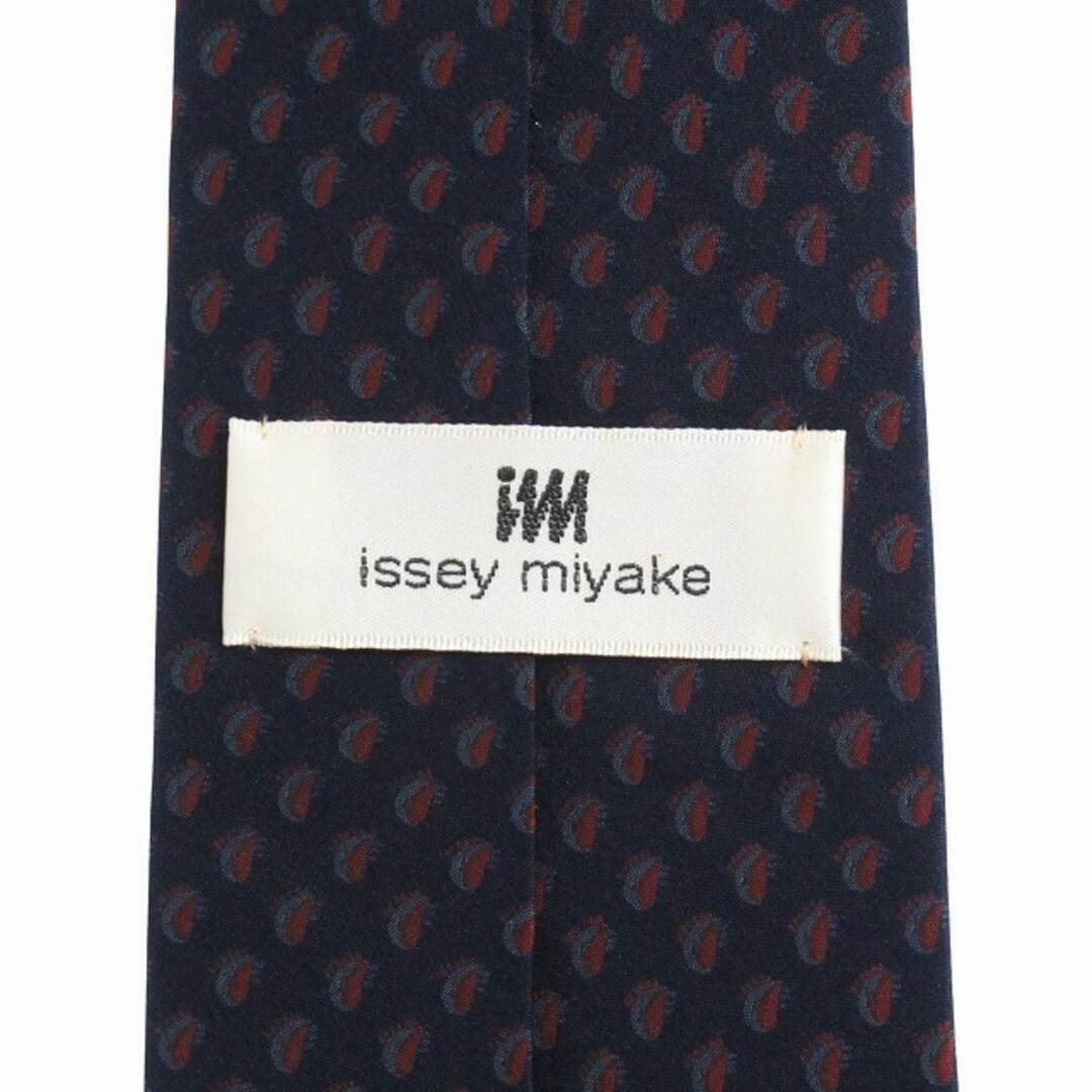 ISSEY MIYAKE(イッセイミヤケ)の美品 イッセイミヤケ ISSEY MIYAKE シルク 総柄 ネクタイ ネイビー メンズのファッション小物(ネクタイ)の商品写真