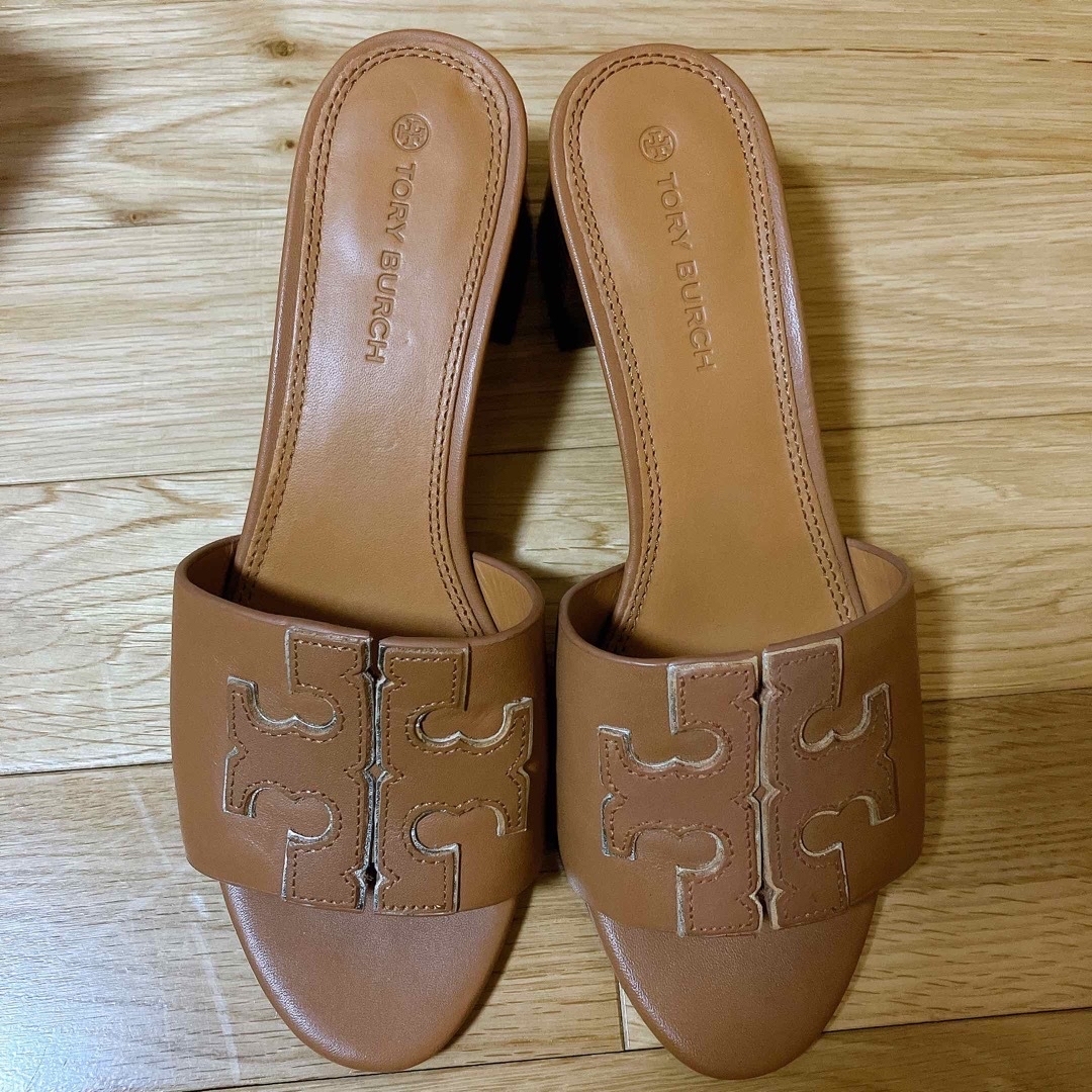 Tory Burch(トリーバーチ)の【値下げしました】TORY BURCH トリーバーチ イネス ヒール サンダル レディースの靴/シューズ(サンダル)の商品写真