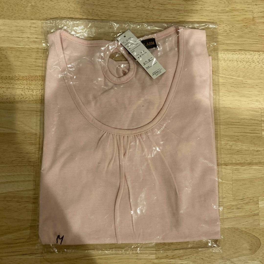 薄めのピンク　半袖　Tシャツ　M レディースのトップス(Tシャツ(半袖/袖なし))の商品写真